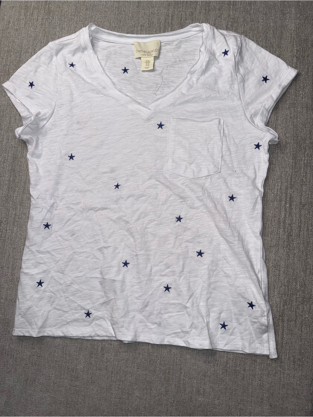 Cynthia Rowley Star Embroidered V-Neck Pocket Tee White Navy M